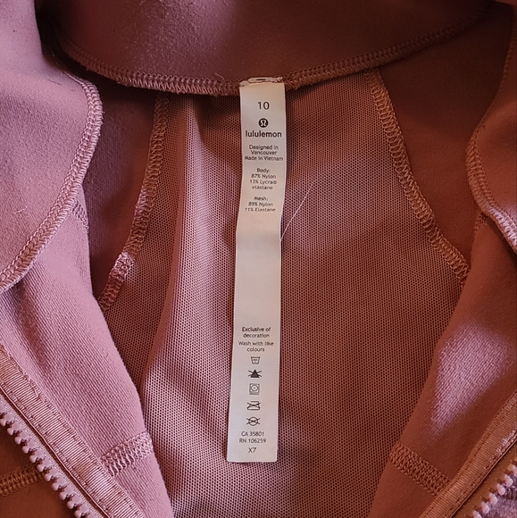 Lululemon define jacket size 10 - Picture 6 of 10